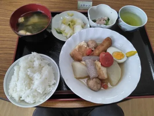 はつが　お昼ごはん　手づくり